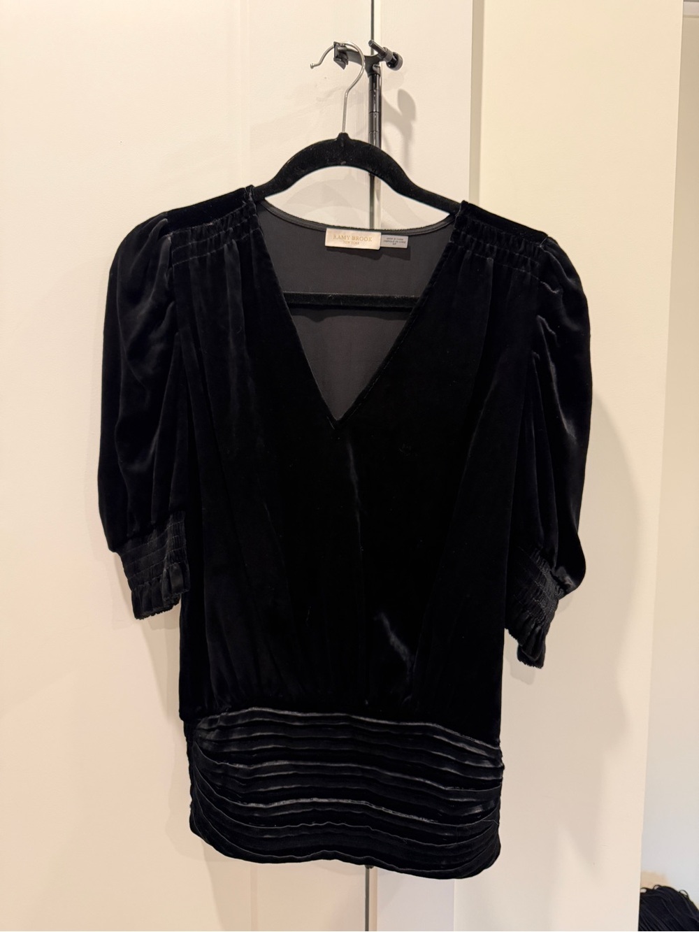 Black Velvet V-Neck Blouse with Pleated Hem Small